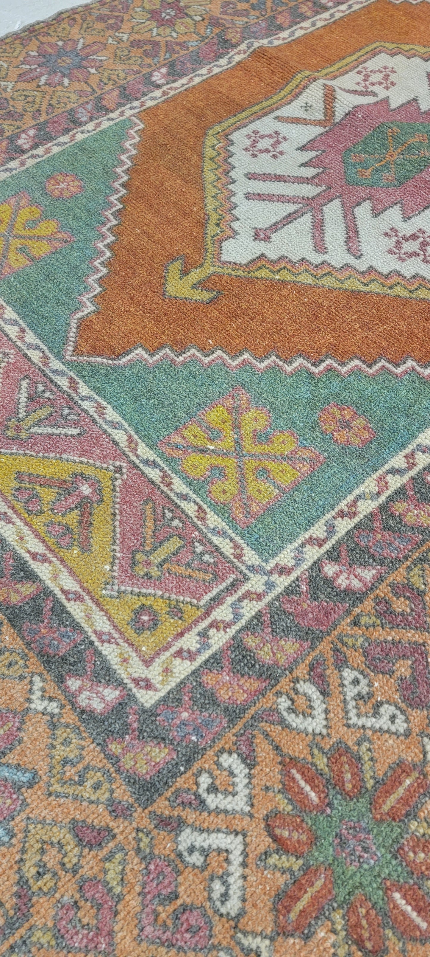 Hand-Knotted Wool Rug Turkish Oushak 4' x 6'3"